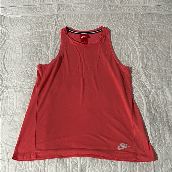 Nike Tops - Nike Women's Vibrant Coral Tank Top